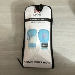 10oz Baby Blue Velcro boxing gloves